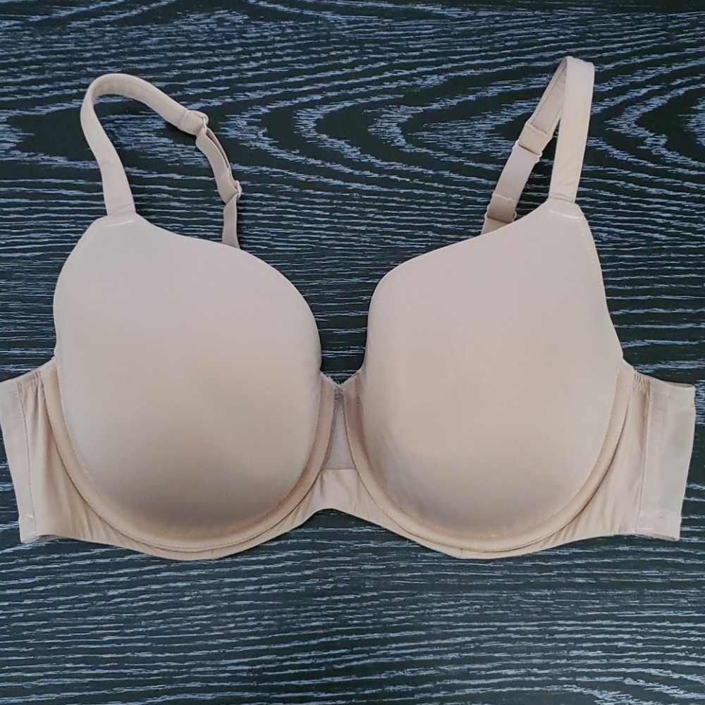 Lane Bryant Cacique bra size 42D